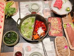 草本鸳鸯锅-盡膳口福跷脚牛肉火锅(晶耀前滩店)