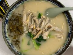 -明呈黄鱼面馆(斜土路店)