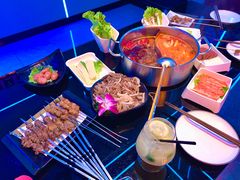 -唯爱KTV聚会餐厅(仙林东城汇店)