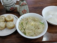 -朱新年·苏式汤团·面点(北寺塔店)