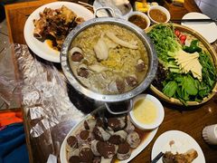 -老六杀猪菜(进乡街店)