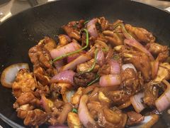 -胡须佬鸡煲四季火锅店(石厦西村直营店)