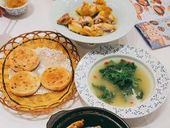 -围龙屋客家食府(福田店)