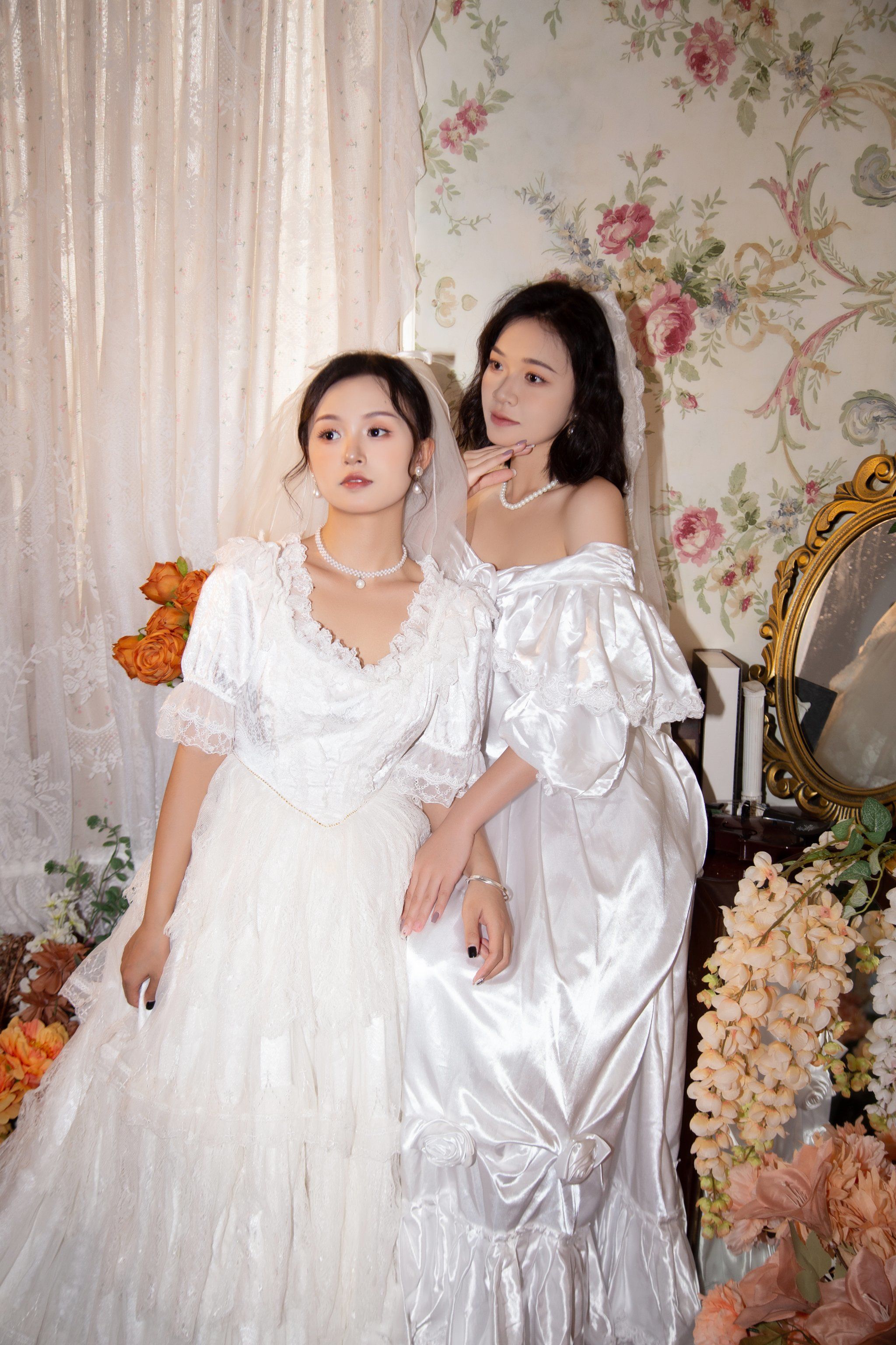 法式复古姐妹写真,你们拍了吗?