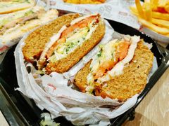 -The Habit Burger Grill 哈比特汉堡(复兴soho店)