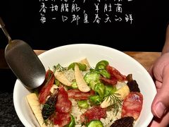 -三出山火锅(万象天地店)