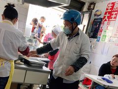 -黄阿姨锅贴大王(万航渡路店)