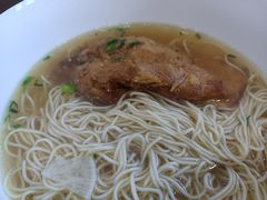 -百年老字号·观振兴蟹黄面·三虾面·苏式面(观前街富仁坊巷店)