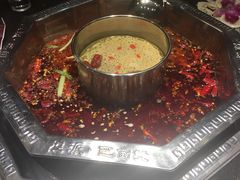 -陆派巴倒烫火锅(城东店)