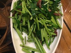 藜蒿炒腊肉-西江美食舫·江西菜(健德桥店)