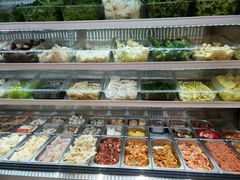 -汇吃汇喝美食街(上海建发浦悦荟广场店)
