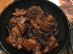 茶树菇烧鸭-老娘舅(吴山路店)