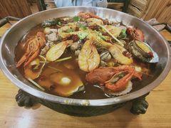 -老东镇啤酒屋海鲜加工·蒸汽海鲜·海鲜烧烤(台东店)