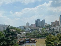 -包整·丝娃娃(一览甲秀楼风景店)