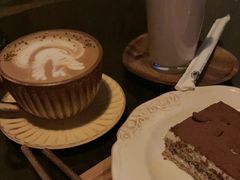 -BUND·FIVE外滩5号(天际店)