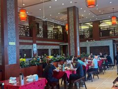 -侬佳蒸菜馆(听潮店)