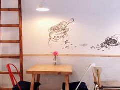 -红小姐咖啡馆(西津渡店)