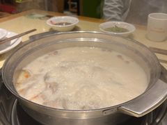 -煲大王猪肚鸡·椰子鸡火锅(红谷滩万达店)