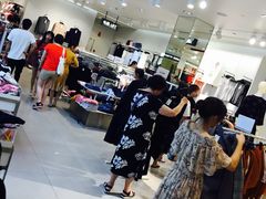 -H&M(天一广场店)