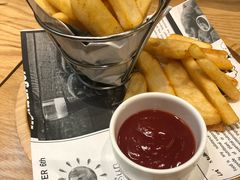 -LO CALCOW卡路力轻食主义餐厅(陆家嘴店)