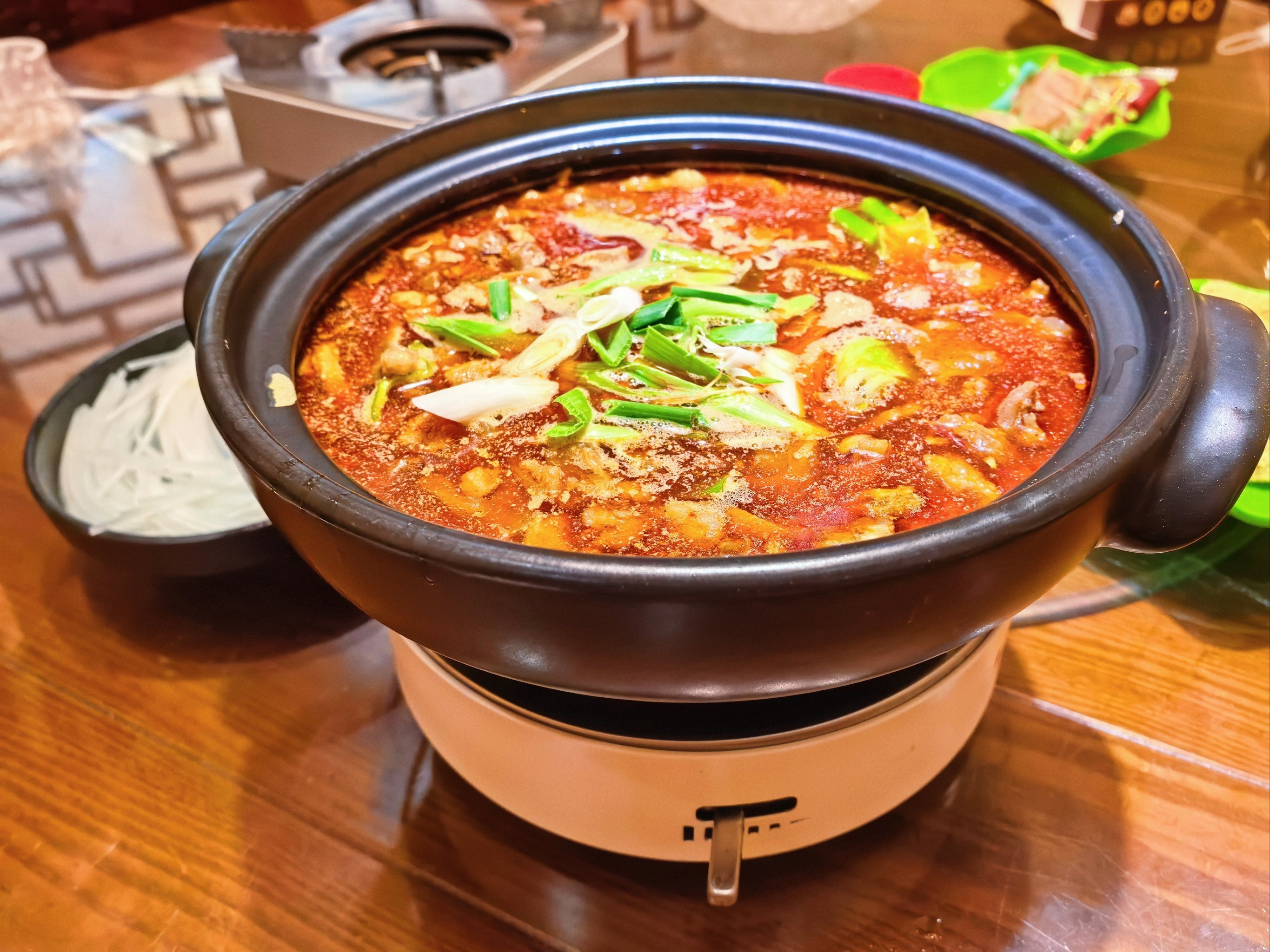 必吃榜常青树,盲点不踩雷的肖记公安牛杂