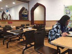 -西部马华清真兰州牛肉面·烧烤夜市(关东店)
