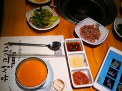 -唯成•韩国炭火烤肉 유성고기