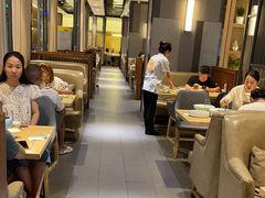 -荷花亭·湖北融合菜(十堰武商MALL店)