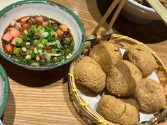 -包整·丝娃娃(甲秀楼景观店)