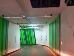 -北京财富中心-停车场