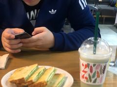 -HELLO 27 意面·沙拉·帕尼尼