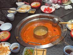 -醉董牛川派鲜肉自选火锅(烟台店)