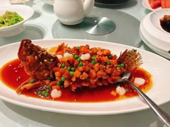 松子桂鱼-忆家一宴(大木桥路旗舰店)