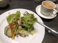 -上海滴水湖皇冠假日酒店