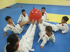 -哈喽实战跆拳道·跳绳·体能(慈云寺馆)