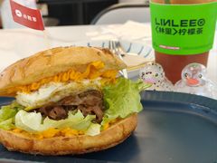 -必胜客(砂之船中东奥莱店)