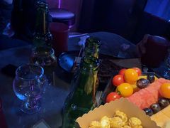-温莎KTV(珠江路店)