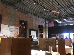 大堂-鄱阳湖·江西小炒·瓦罐煨汤(五道口店)