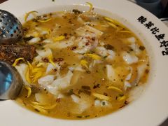 老坛子酸菜鱼-新太二·鲜料川菜(晶耀前滩店)