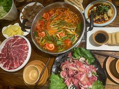 -亮欢寨酸汤鱼(沙冲路店)