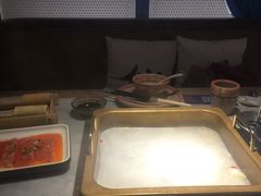 -尚尚仙·酸汤猪手·猪肚鸡火锅(华联万柳购物中心店)