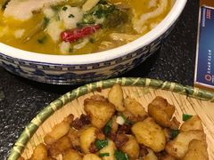 -万重锦·人文川菜馆(骡马市店)