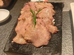 -左庭右院鲜牛肉火锅黑金店(陆家嘴中心店)