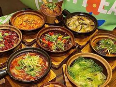 -有红鸡毛店·砂锅菜(抚琴夜市店)