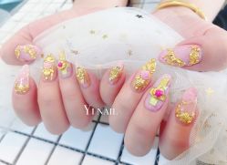 -逸日式美甲美睫工作室