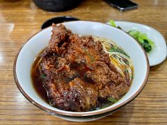 红烧大排面-阿娘面馆