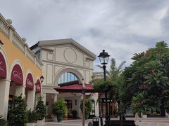 -佛罗伦萨小镇广佛名品奥特莱斯(疏港路店)