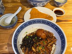 蛤蜊猪肝面-沪西老弄堂面馆(定西路店)