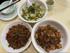 酸菜炒粉皮-笨罗卜浏阳菜馆(龙华鹏润达店)