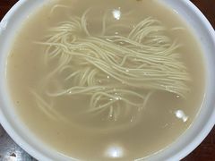 刀鱼馄饨-老半斋(福州路店)